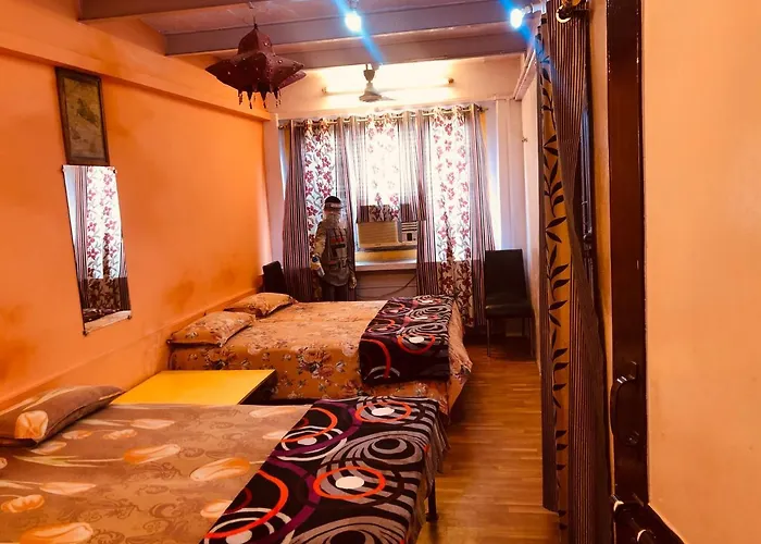 Golden Lodge Varanasi